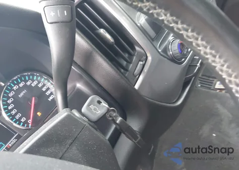 2017 Chevrolet Silverado 1500 1Lt из США, поврежденный, VIN 3GCPCREC8HG400375